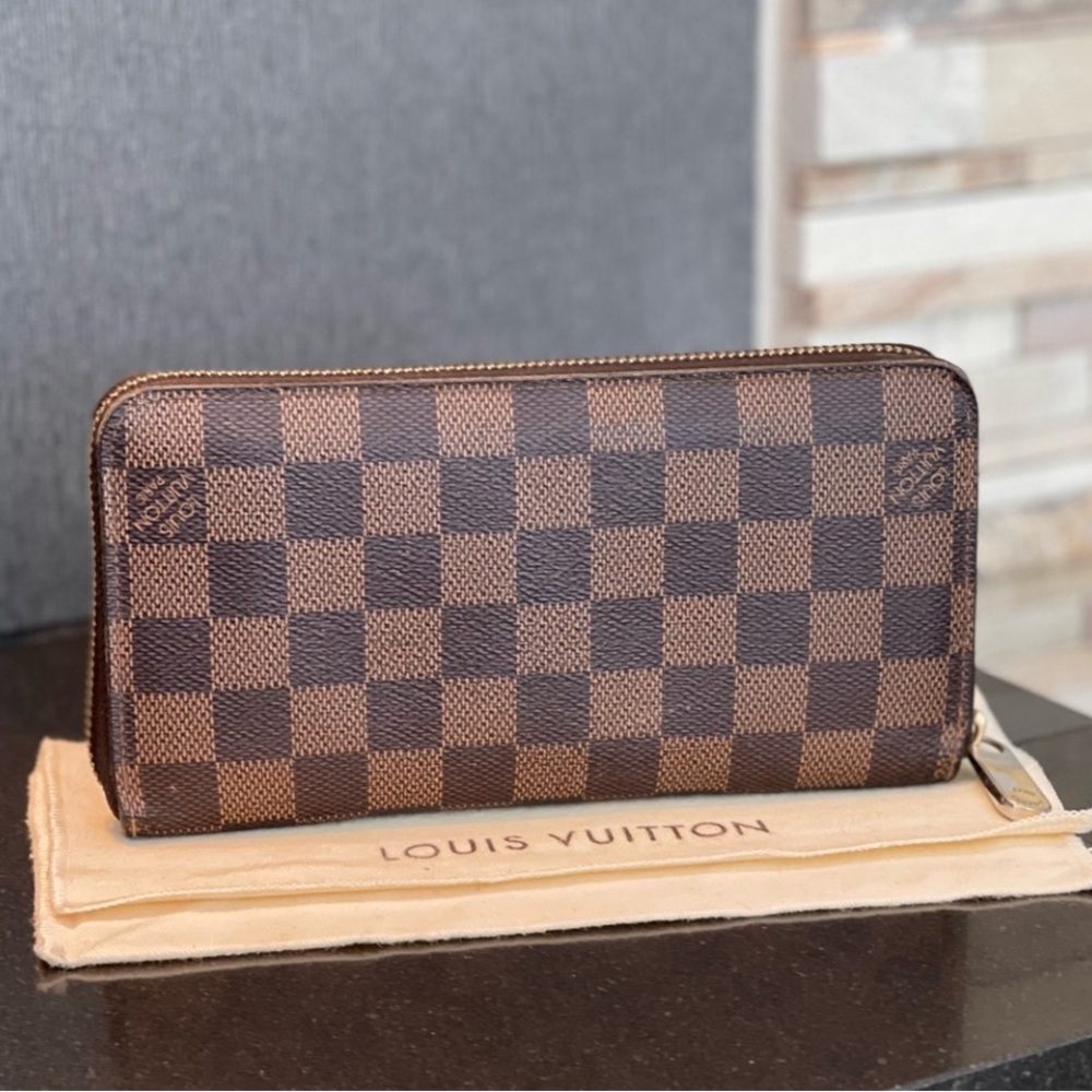 LV Damier Ebene Zippy Wallet- SOLD!!!